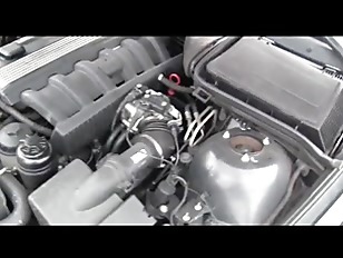 geile blonde milf wird von einem fremden im auto geficktdKk0YPUk