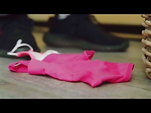 BrattySis – Stepsis Says  You like the smell of my pussy don t you!  S19 -E93bGjwoI