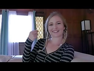 nerdy girl with a need for hard dominationdA4AFUh